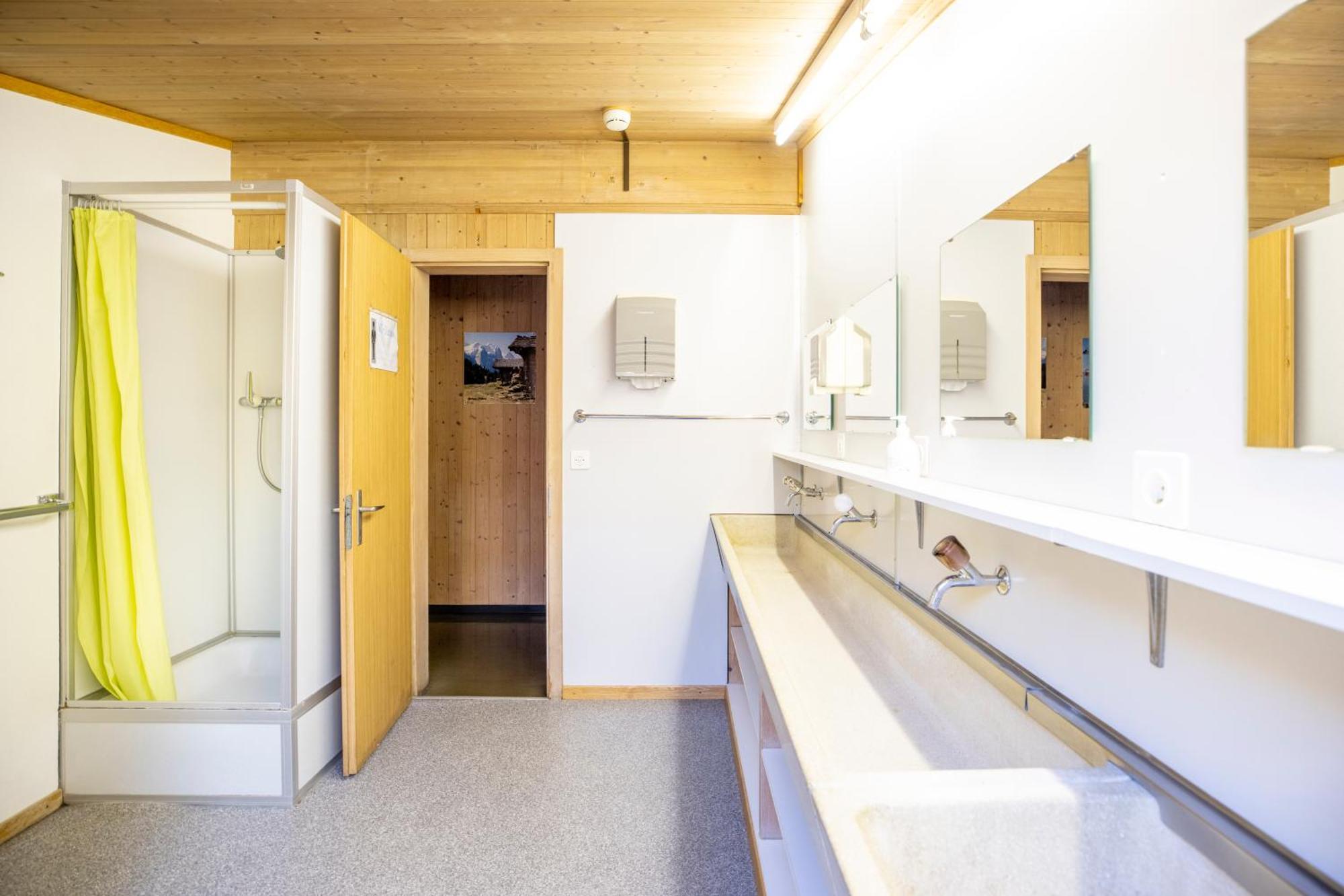 Simons Herberge Meiringen Exterior photo